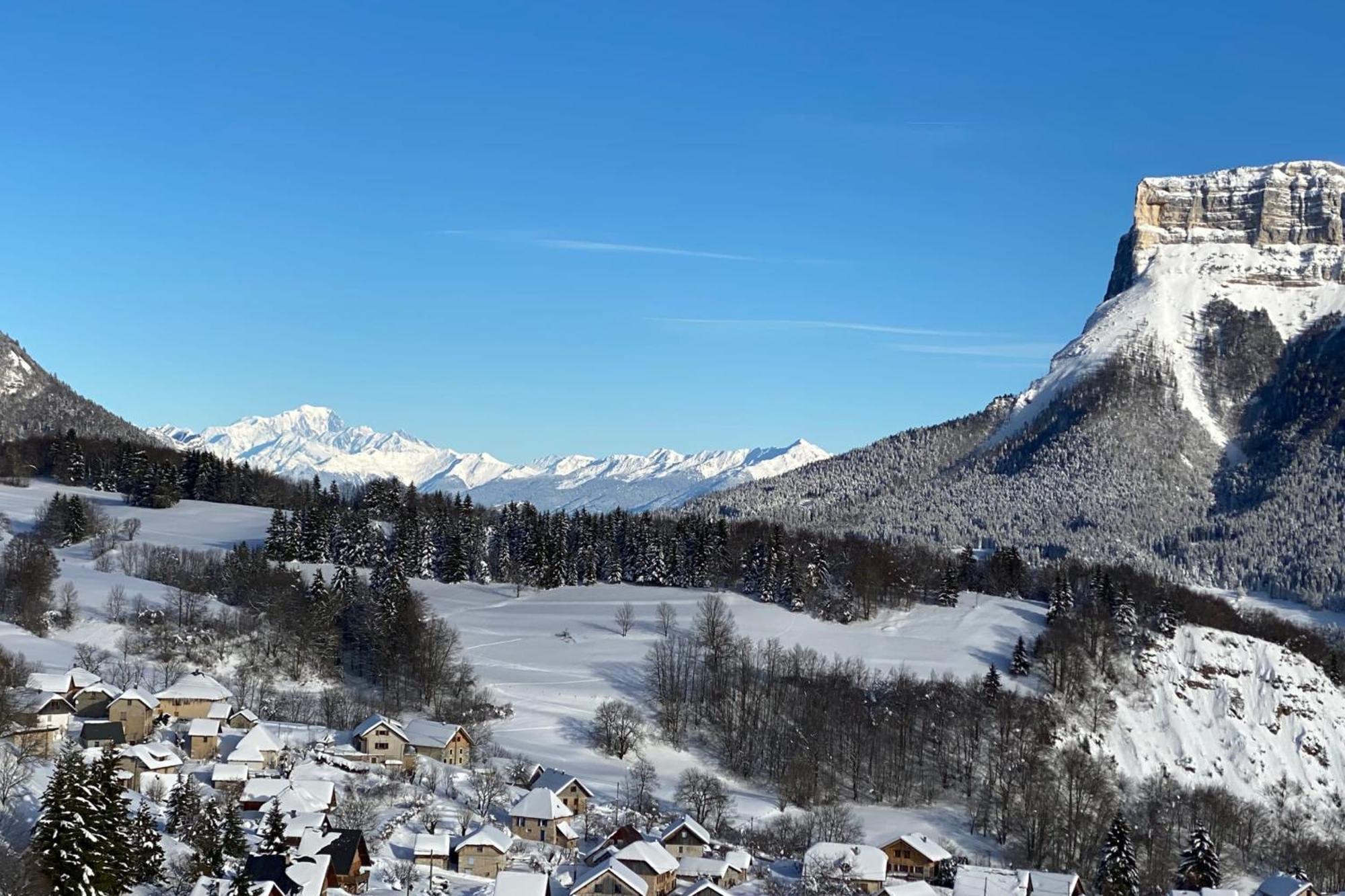 Charmante Maison Au Desert D'Entremont Les Déserts Exteriér fotografie
